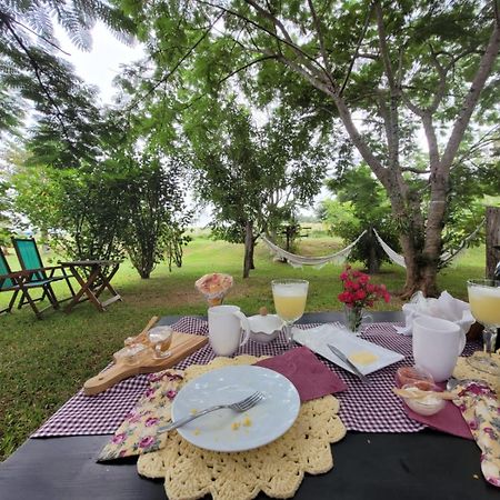 Pousada Romantica - Sitio Buraco Fundo Vale Verde  Екстериор снимка
